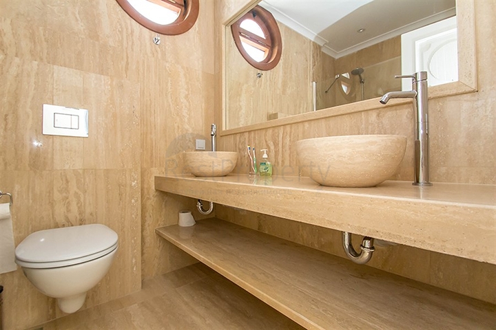 فيلا فاخرة في مركز الانيا 