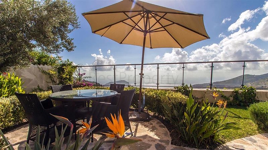 فيلا فاخرة في مركز الانيا 