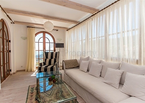 فيلا فاخرة في مركز الانيا 