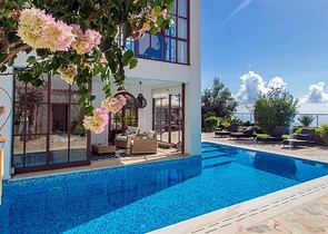 فيلا فاخرة في مركز الانيا 