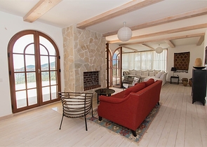 فيلا فاخرة في مركز الانيا 