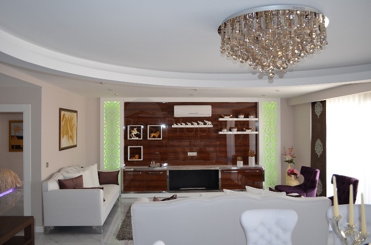 شقة واسعة باطلالات بحرية رائعة