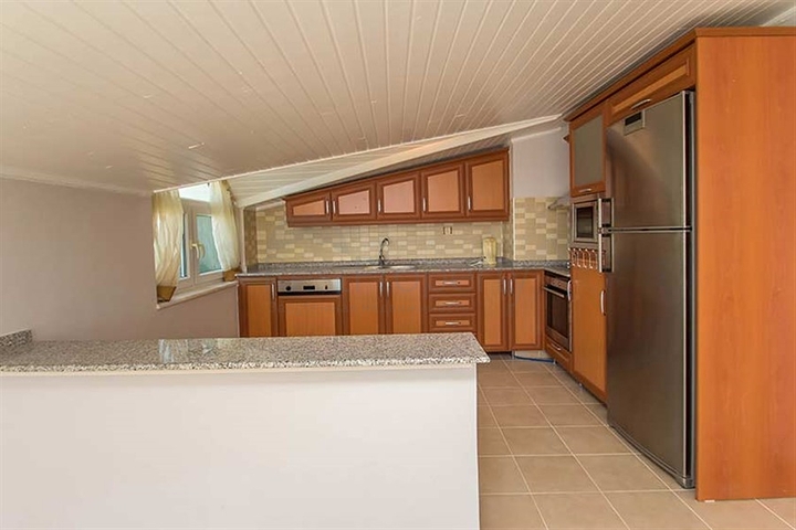 افخم شقة في الانيا - اطلالة بحر مباشرة - لعشاق التميز والرفاهية 