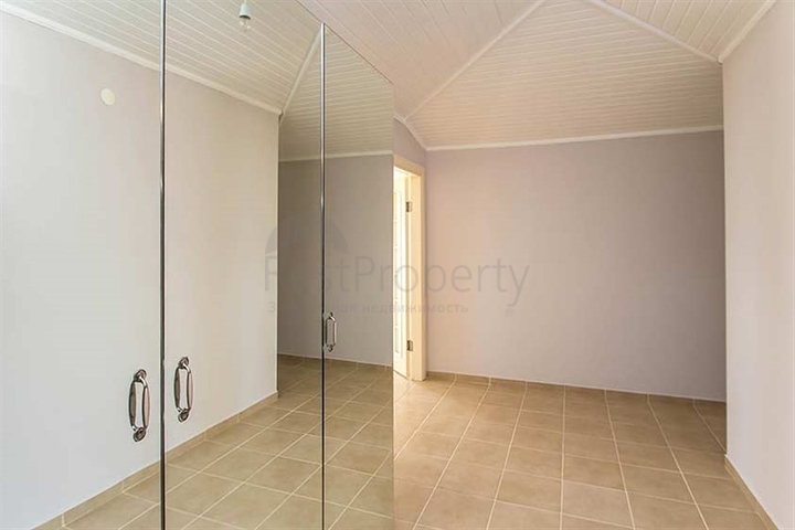 افخم شقة في الانيا - اطلالة بحر مباشرة - لعشاق التميز والرفاهية 