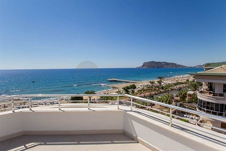 افخم شقة في الانيا - اطلالة بحر مباشرة - لعشاق التميز والرفاهية 