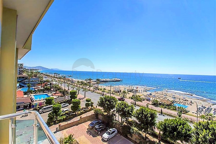 افخم شقة في الانيا - اطلالة بحر مباشرة - لعشاق التميز والرفاهية 