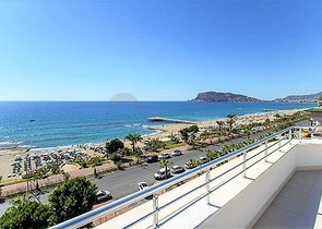 افخم شقة في الانيا - اطلالة بحر مباشرة - لعشاق التميز والرفاهية 