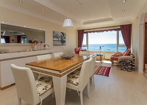 افخم شقة في الانيا - اطلالة بحر مباشرة - لعشاق التميز والرفاهية 