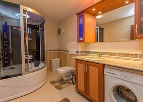 افخم شقة في الانيا - اطلالة بحر مباشرة - لعشاق التميز والرفاهية 