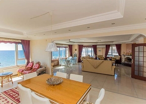 افخم شقة في الانيا - اطلالة بحر مباشرة - لعشاق التميز والرفاهية 