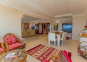 افخم شقة في الانيا - اطلالة بحر مباشرة - لعشاق التميز والرفاهية 