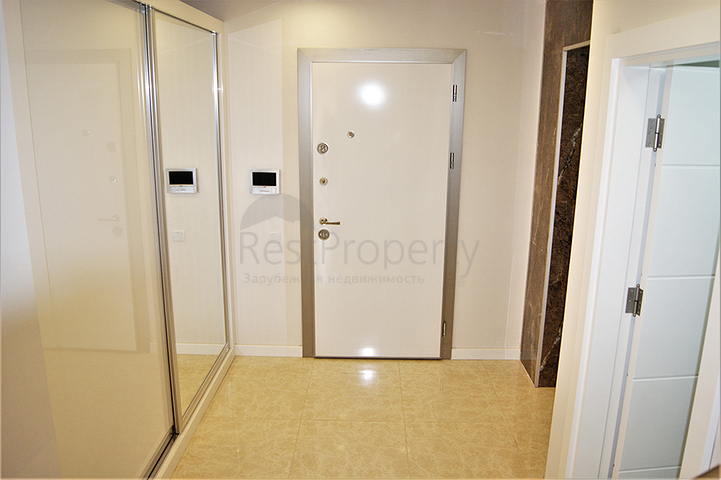 فيلا 4 + 1 في غوزالوبا لارا على بعد كيلومتر واحد من الشواطئ الرملية