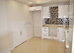 فيلا 4 + 1 في غوزالوبا لارا على بعد كيلومتر واحد من الشواطئ الرملية