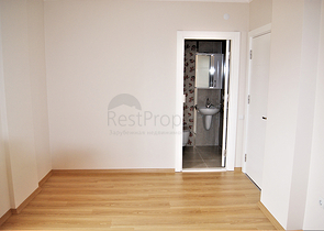 فيلا 4 + 1 في غوزالوبا لارا على بعد كيلومتر واحد من الشواطئ الرملية