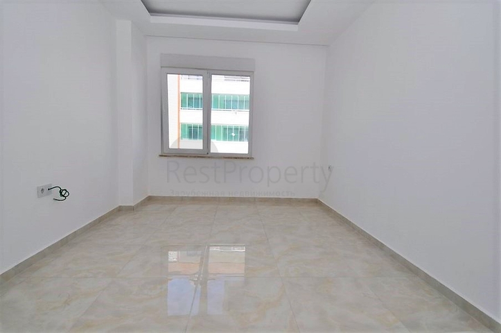 شقة غرفتين وصالة بسعر جيد في كاستل / الانيا 