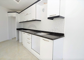 شقة غرفتين وصالة بسعر جيد في كاستل / الانيا 