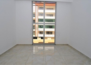 شقة غرفتين وصالة بسعر جيد في كاستل / الانيا 