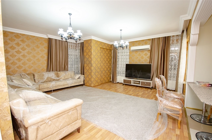 شقق واسعة  3 + 1 مع الأثاث 1 كم من البحر في لارا أنطاليا