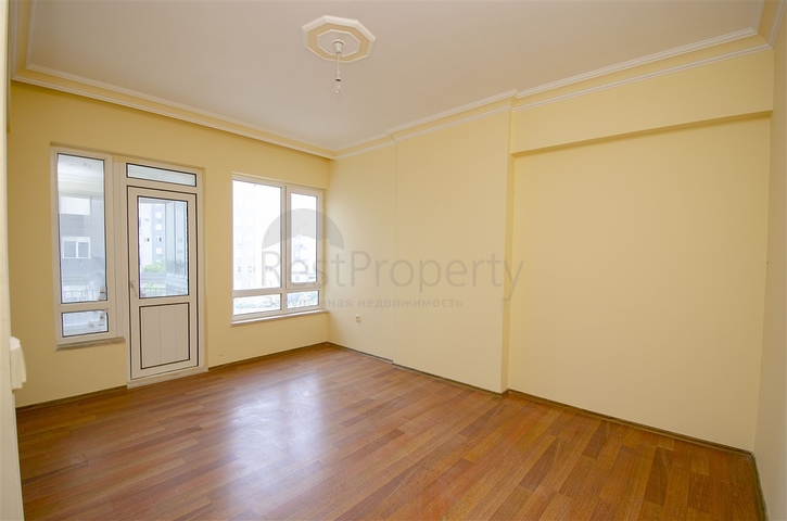 شقق واسعة  3 + 1 مع الأثاث 1 كم من البحر في لارا أنطاليا