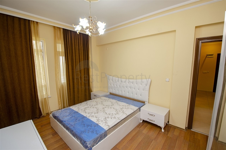 شقق واسعة  3 + 1 مع الأثاث 1 كم من البحر في لارا أنطاليا