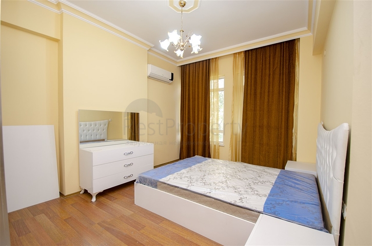 شقق واسعة  3 + 1 مع الأثاث 1 كم من البحر في لارا أنطاليا