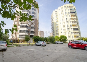 شقق واسعة  3 + 1 مع الأثاث 1 كم من البحر في لارا أنطاليا