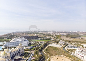 شقق واسعة  3 + 1 مع الأثاث 1 كم من البحر في لارا أنطاليا