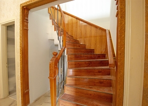 شقق واسعة  3 + 1 مع الأثاث 1 كم من البحر في لارا أنطاليا