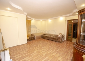 شقق واسعة  3 + 1 مع الأثاث 1 كم من البحر في لارا أنطاليا