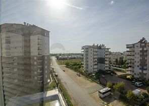 شقق واسعة  3 + 1 مع الأثاث 1 كم من البحر في لارا أنطاليا