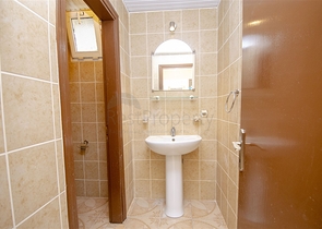 شقق واسعة  3 + 1 مع الأثاث 1 كم من البحر في لارا أنطاليا