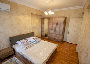 شقق واسعة  3 + 1 مع الأثاث 1 كم من البحر في لارا أنطاليا