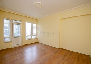 شقق واسعة  3 + 1 مع الأثاث 1 كم من البحر في لارا أنطاليا