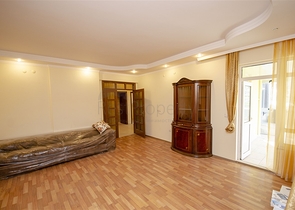 شقق واسعة  3 + 1 مع الأثاث 1 كم من البحر في لارا أنطاليا