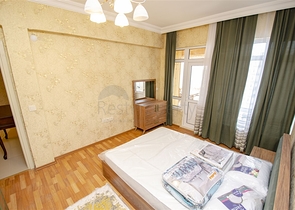 شقق واسعة  3 + 1 مع الأثاث 1 كم من البحر في لارا أنطاليا