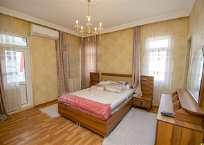 شقق واسعة  3 + 1 مع الأثاث 1 كم من البحر في لارا أنطاليا