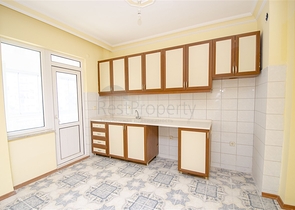 شقق واسعة  3 + 1 مع الأثاث 1 كم من البحر في لارا أنطاليا