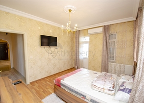 شقق واسعة  3 + 1 مع الأثاث 1 كم من البحر في لارا أنطاليا