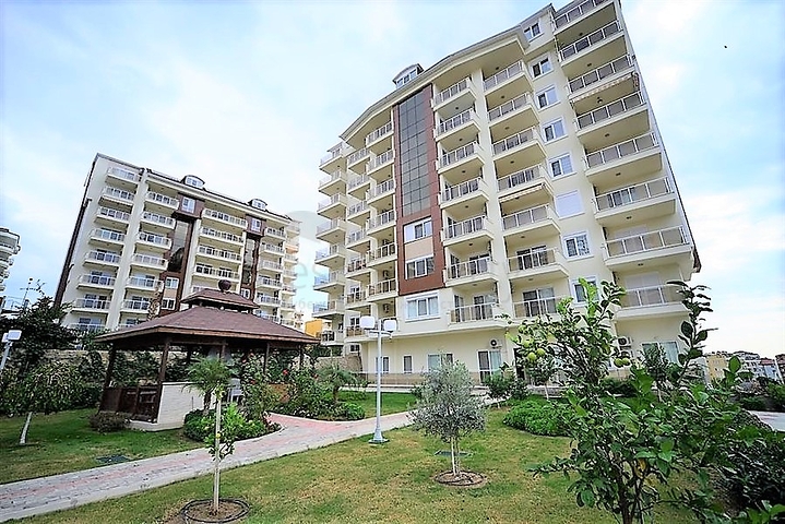 شقة غرفتين وصالة مفروشة - ضمن مجمع سكني في افسلار / الانيا 