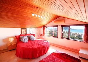 فيلا واسعة - باطلالة بحرية ساحرة في مركز الانيا 