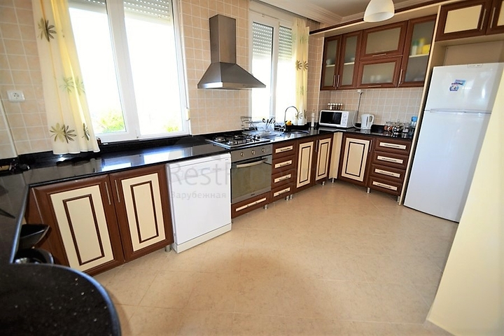 فيلا مستقلة بسعر مميز في كارجي جاك / الانيا 