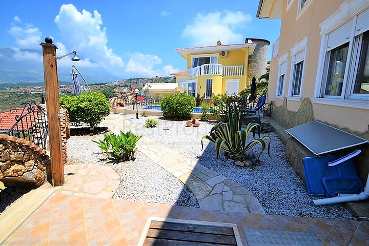 فيلا مستقلة بسعر مميز في كارجي جاك / الانيا 