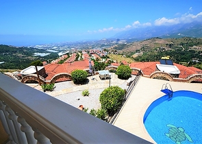 فيلا مستقلة بسعر مميز في كارجي جاك / الانيا 