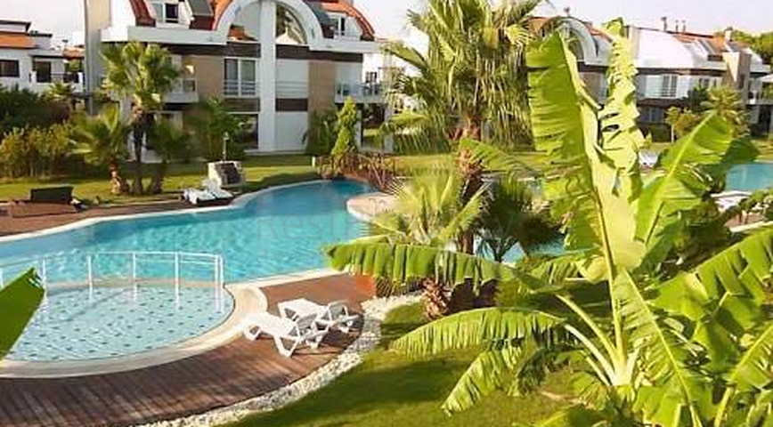 فيلا مفروشة 4 + 1 بالقرب من نادي الجولف الوطني في قادرية بيليك