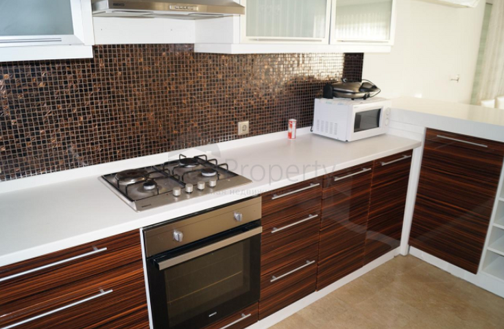 فيلا مفروشة 4 + 1 بالقرب من نادي الجولف الوطني في قادرية بيليك