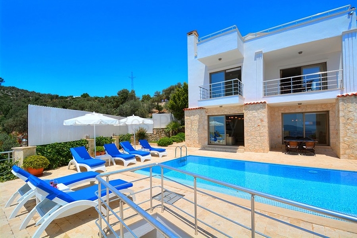 فيلا مفروشة في كالكان في الغلاف الجوي