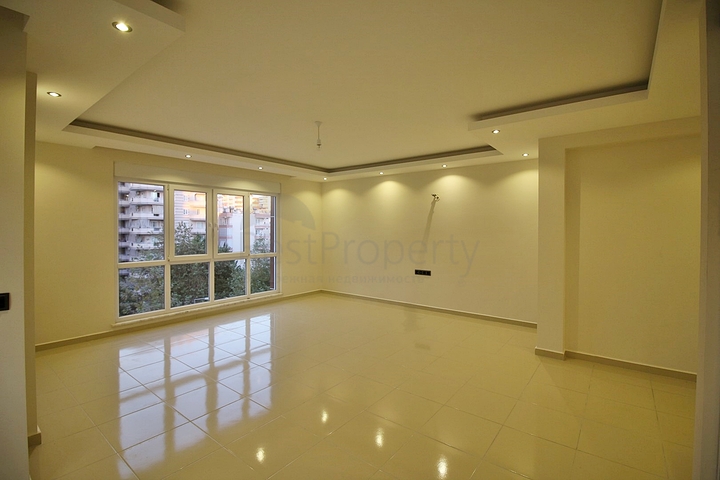 شقة واسعة - غرفة وصالة - قريبة من البحر - مهموتلار / الانيا 