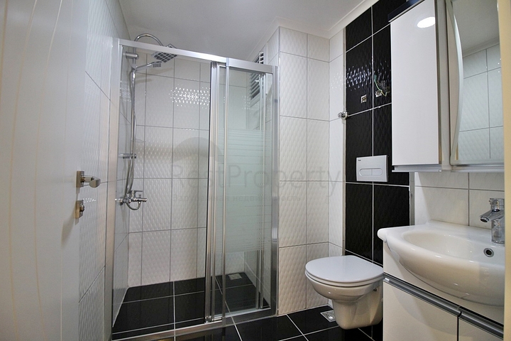 شقة واسعة - غرفة وصالة - قريبة من البحر - مهموتلار / الانيا 