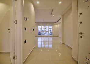 شقة واسعة - غرفة وصالة - قريبة من البحر - مهموتلار / الانيا 