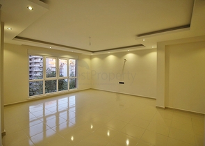 شقة واسعة - غرفة وصالة - قريبة من البحر - مهموتلار / الانيا 